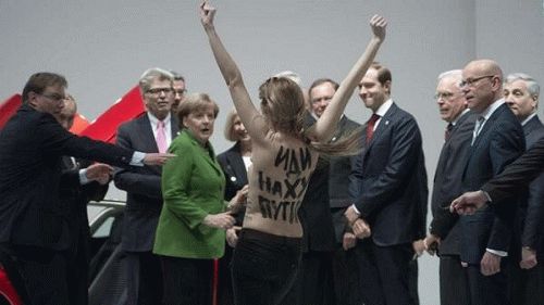 femen putin 2